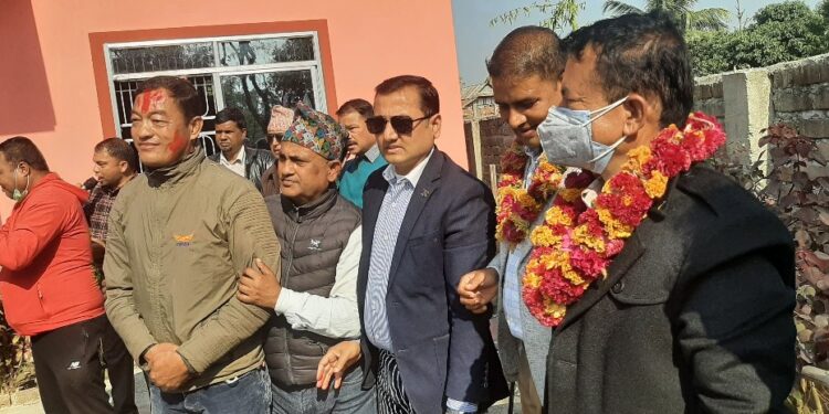 जनताको गुनासो सुन्दै सांसद् कार्की