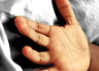 ट्याक्टरले किचेर बालकको मृत्यु