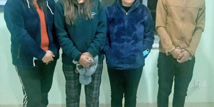 ललितपुरको च्यासलमा दिउँसै लुटपाट गरेका ४ जना पक्राउ