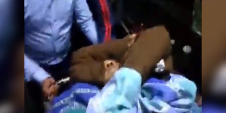 बम आक्रमणमा परी मन्त्री हुसेन गम्भीर घाइते