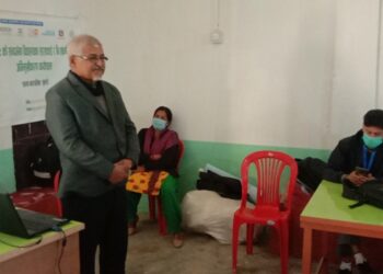 विधालयलाई सरसफाई समाग्री वितरण