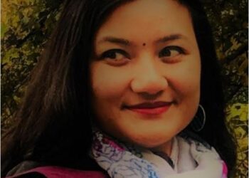 कविता :  रातोडायरी