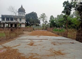 आरसीसी सडक ढलान सुरु भएपछि स्थानीयहरु खुशी