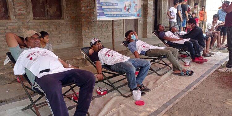 मधेशामा शिविर र रक्तदान