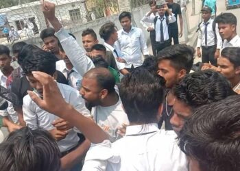 डेढ घण्टापछि निशर्त रिहाइ भए मियाँसहित पाँच विद्यार्थी