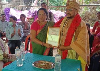 महोत्तरीको सुधिर कुमारले सप्तरीमा गरे दहेजमुक्त विवाह,संस्थाद्वारा सम्मान
