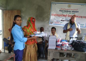 विधार्थीलाई छात्रवृति वितरण