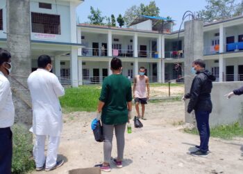 वराहक्षेत्र कांग्रेसको टोली सक्रमितलाई हौसला प्रदान आइसोलेशनमा