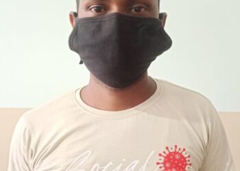 जबरजस्ती करणी गरी फरार एक जना पक्राउ
