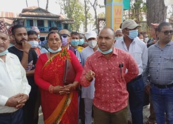 वराहक्षेत्रमा दोहोरो मृत्यु दर्ता प्रकरण : जनप्रतिनिधि र कर्मचारी बिरुद्ध सडकमा