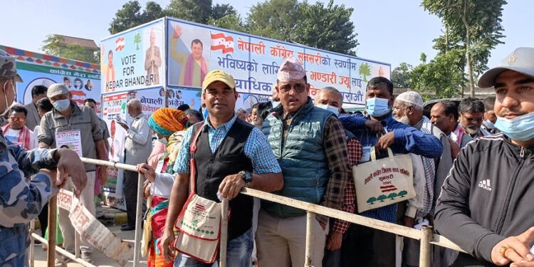 नेपाली कांग्रेसको १४ औं महाधिवेशन : सुनसरी कांग्रेसको इनरुवामा मतदान सुरु