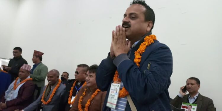 कांग्रेसको केन्द्रीय सदस्यमा निर्वाचित सुनसरीका ढुंगाना र चौधरीलाई स्वागत गर्ने