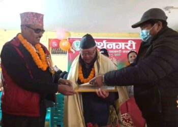 तीर्थनगरीद्बारा समाजसेवी गणेश बिरहि सम्मानित