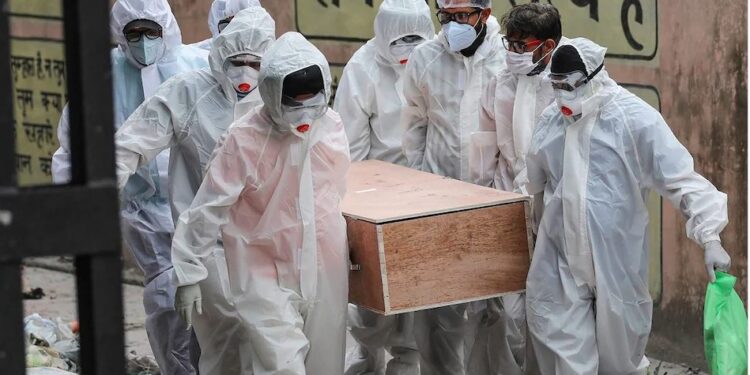 बेलायतमा पहिलो पटक ओमिक्रोन संक्रमितको मृत्यु