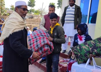 २० घर परिवारलाई न्यानो कपड वितरण