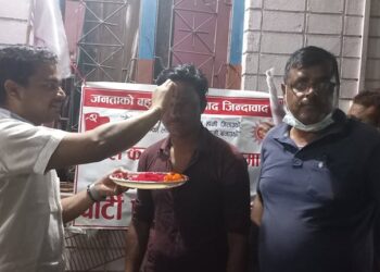 कांग्रेस परित्याग गरी नेकपा एमाले प्रवेश गरे इनरुवाका अख्तर