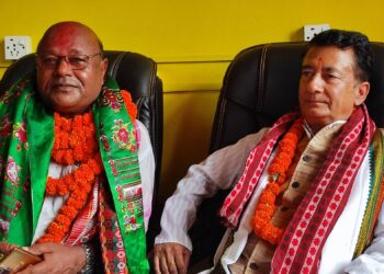 सुनसरी–४ बाट सञ्चारमन्त्री कार्की र यादवको उम्मेदवारी दर्ता