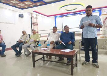इनरुवाको शैक्षिक सुधार गर्न माग राख्दै नगर प्रमुखलाई ज्ञापन पत्र
