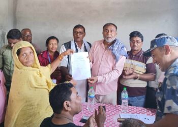 हरिनगरका भूमिहीन सुकुम्बासीलाई निस्सा वितरण सुरु