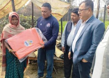 आगलागी पीडित परिवारलाई नेपाली काङग्रेसको राहत