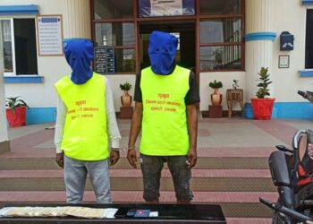 गोली प्रहार गरी ५ लाख रुपैयाँभन्दा बढी रकम लुटपाट गर्ने दुई जना पक्राउ