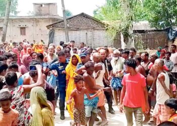 ‘बोक्सी’ भन्दै ज्यादती, गाउँले रमिते